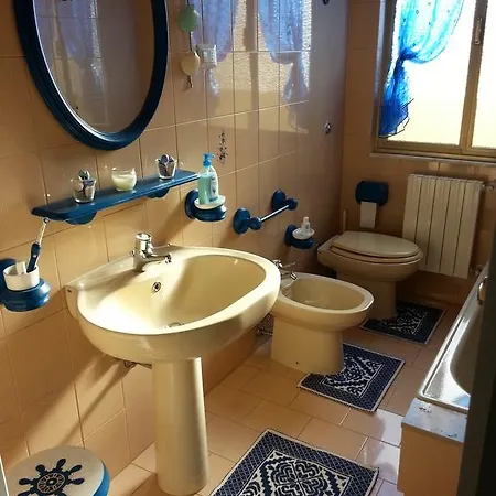 Acquamarina House Daire